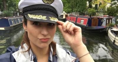 Inside Coronation Street star Nicola Thorp's houseboat and life on the water - www.ok.co.uk - London