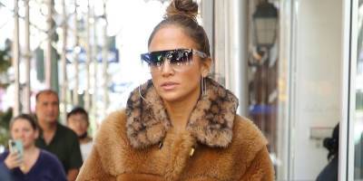 Jennifer Lopez Rocks a Fur Coat as Fall Starts in New York City - www.justjared.com - New York