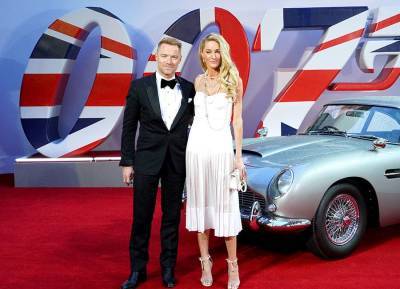 Ronan Keating does his best Bond impersonation at the No Time To Die premiere - evoke.ie - Britain