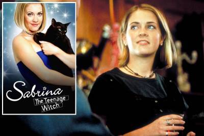 Melissa Joan Hart celebrates 25th anniversary of ‘Sabrina the Teenage Witch’ - nypost.com