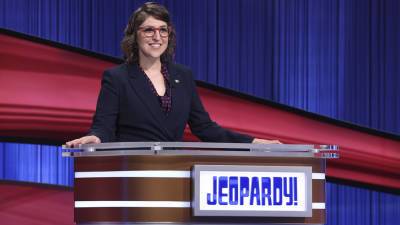 Mayim Bialik shares thoughts on 'Jeopardy!' hosting drama: 'Just let me read the clues!' - www.foxnews.com