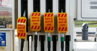 Abuse of petrol station workers amid fuel crisis 'completely unacceptable' - www.manchestereveningnews.co.uk - Britain