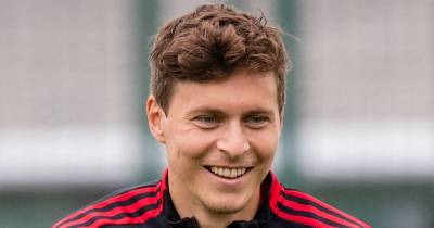 Victor Lindelof responds to problem caused by Raphael Varane's Manchester United transfer - www.manchestereveningnews.co.uk - Spain - Manchester - Sancho