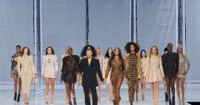 Paris Fashion Week: Naomi Campbell and Carla Bruni are stars of the Balmain Festival - www.msn.com