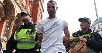 Ex Coronation Street star Sean Ward led away in handcuffs at anti-vax protest - www.dailyrecord.co.uk - London - county Logan