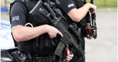 Shock findings show over half of Scots police officers want to carry guns amid surge in assaults - www.dailyrecord.co.uk - Scotland
