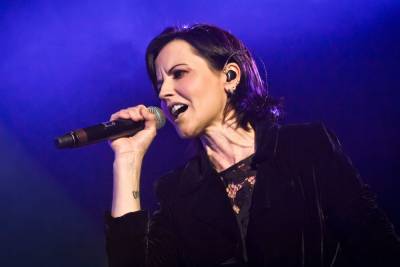 The Cranberries Pay Tribute To Dolores O’Riordan On What Would Have Been Her 50th Birthday, Release New Music Video And Playlist - etcanada.com