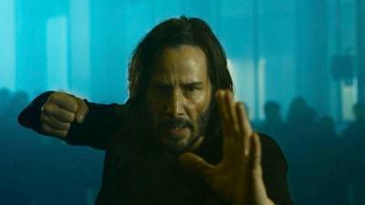 ‘The Matrix Resurrections’ Trailer: Keanu Reeves Takes the Red Pill Again (Video) - thewrap.com