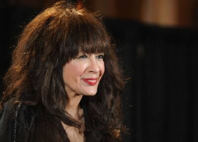 Ronnie Spector Dies: Iconic “Be My Baby” Singer Who Fronted ’60s Girl Group The Ronettes Was 78 - deadline.com
