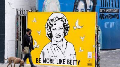 #BettyWhiteChallenge raising money and awareness for animals - abcnews.go.com - USA - county Cleveland