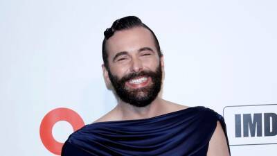 ‘Queer Eye’ Star JVN Is Helping SmileDirectClub Spread Confidence: ‘All Smiles Are Beautiful’ - stylecaster.com