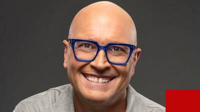 Rex Chapman to Host Weekly Show at CNN Plus - variety.com - Kentucky - county Anderson - county Cooper