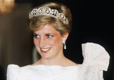 Photographer Anwar Hussein Says Princess Diana Once Asked Him About Interfaith Marriage - etcanada.com - Los Angeles - New York - Chicago - Tanzania