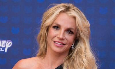 Britney Spears' fans praise the star as singer sends cease and desist to sister Jamie Lynn - hellomagazine.com