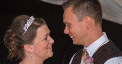 Pregnant Scots mum pays tribute to selfless husband who died two weeks after cancer diagnosis - www.dailyrecord.co.uk - Scotland - county Newton