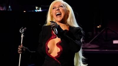 Q&A: Aguilera picks up Spanish full force with "LA FUERZA" - abcnews.go.com - Spain - New York - Los Angeles - Mexico - city Santo