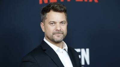 Joshua Jackson to Star in 'Fatal Attraction' Series for Paramount Plus - www.etonline.com