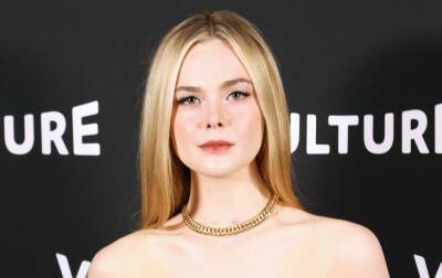 Elle Fanning Is Unrecognizable as Michelle Carter in First Photos from 'The Girl From Plainville' Series - www.justjared.com - county Carter