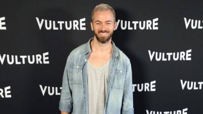 Artem Chigvintsev Says He's Leaving the 'DWTS' Tour Due to 'Unexpected Health Issues' - www.etonline.com