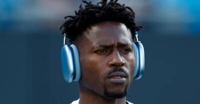 Antonio Brown is working with Kanye West on Donda sports brand - www.thefader.com - New York - county Bay
