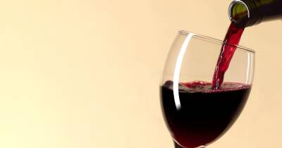 Drinking red wine could help fight the risk from Covid infection, study finds - www.dailyrecord.co.uk - Britain - county Frontier