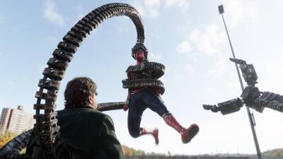 ‘Spider-Man: No Way Home’ Returns to No. 1 on Box Office Charts in Sixth Weekend of Release - variety.com - USA
