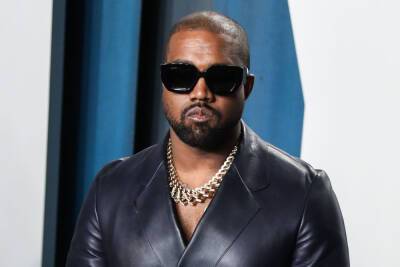 Kanye West Insists Paparazzi Should Give Artists A Percentage Of The Money They’re Making From Photos: ‘It’s Really One-Sided’ - etcanada.com - Los Angeles - county Davidson