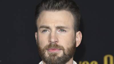 ‘Red One’: Chris Evans To Star Opposite Dwayne Johnson In Amazon’s Holiday Action-Comedy From Director Jake Kasdan - deadline.com - county Johnson - city Salem