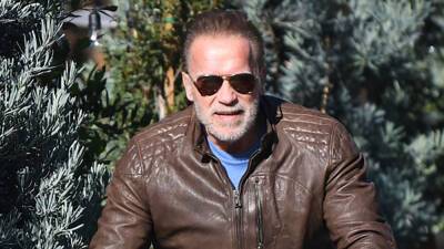 Arnold Schwarzenegger seen after car accident, rides bike in Los Angeles - www.foxnews.com - Los Angeles - Los Angeles