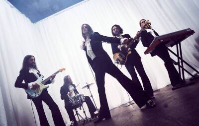 Blossoms unveil details of new album and share title track, ‘Ribbon Around The Bomb’ - www.nme.com - Mexico