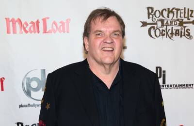 Queen’s Guard Pays Tribute To Meat Loaf - etcanada.com