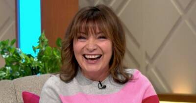 Lorraine Kelly gets the giggles after Dr Amir Khan's cheeky 'thrusting' comment - www.ok.co.uk - Britain
