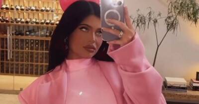 Kylie Jenner sparks rumours she’s given birth to second child with new snaps - www.ok.co.uk