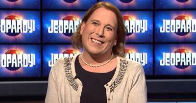 Why ‘Jeopardy!’ Champ Amy Schneider’s Pearl Necklace Gives Her ‘So Much Confidence’ - www.usmagazine.com