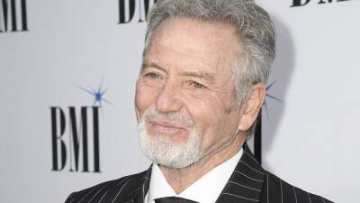 Larry Gatlin talks getting COVID a second time, shares fury with government: 'They're trying to shut us down' - www.foxnews.com - USA - Tennessee