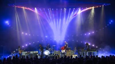 The War on Drugs Warm Up Madison Square Garden on a Snowy New York Night: Concert Review - variety.com - New York - New York
