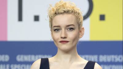 Julia Garner To Star in Thriller ‘Apartment 7A’ For Paramount Players, Sunday Night Productions And Platinum Dunes - deadline.com - New York