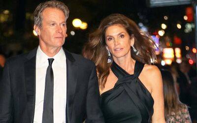 Cindy Crawford stuns as she and Rande Gerber attend The Clooney Foundation's award night in New York City - www.foxnews.com - New York - South Africa