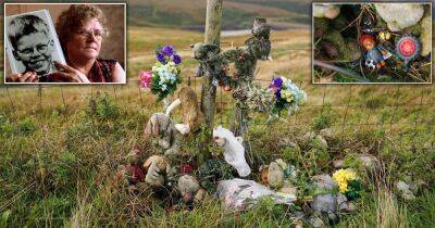 The memorial to a murdered boy and his grieving mother - battered by the elements, but still standing on the bleak moors - www.manchestereveningnews.co.uk