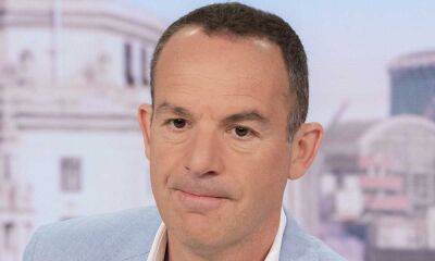 Martin Lewis shocks fans as he discusses losing OBE award - but it's not what you think - hellomagazine.com - Britain