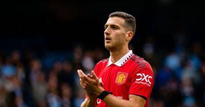 European giants tracking Manchester United defender Diogo Dalot and other transfer rumours - www.manchestereveningnews.co.uk - Italy - Manchester - city Sandro