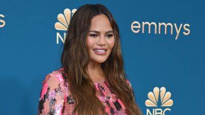 Chrissy Teigen Shares New Baby Bumps Pics, Talks Losing 'Strong' Stomach During Pregnancy - www.etonline.com