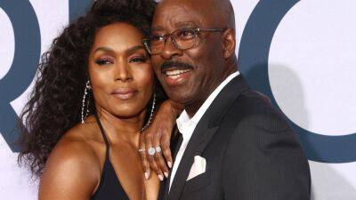 Angela Bassett Celebrates 25th Anniversary with Courtney B. Vance: 'Look at How Far We've Come!' - www.etonline.com