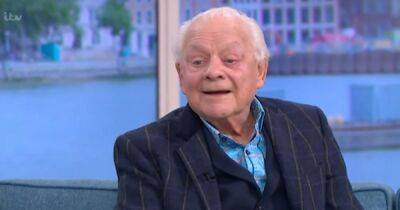 ﻿Sir David Jason's appearance on ITV This Morning has viewers complaining - www.manchestereveningnews.co.uk