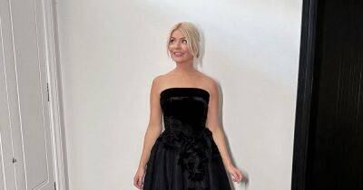 Holly Willoughby brings Hollywood glamour to the NTAS in stunning black gown - www.ok.co.uk