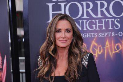 'Real Housewives' star Kyle Richards poses for steamy magazine cover ahead of 'Halloween Ends' premiere - www.foxnews.com - China