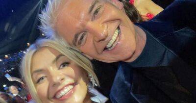 Phillip Schofield breaks silence on NTA win after being quizzed on 'queue-gate' as Holly Willoughby shares gushing message - www.manchestereveningnews.co.uk