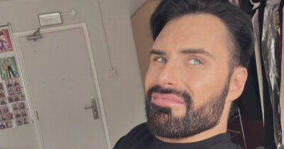 Rylan forced to hit back after fans confuse tweet about people 'making mistakes' in their job - www.ok.co.uk