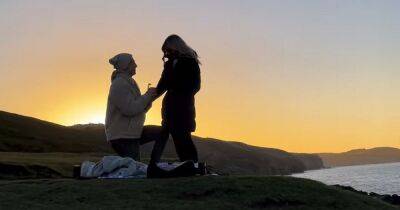 Love Island star gets engaged in romantic sunset proposal - www.dailyrecord.co.uk
