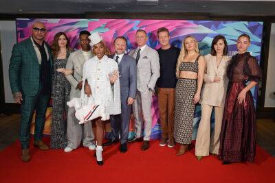 Rian Johnson, Daniel Craig & Extended ‘Glass Onion’ Cast Talk Angela Lansbury & Moving Over To Netflix: “I’m Really Grateful That Netflix Has Stepped Up” — London Film Festival - deadline.com